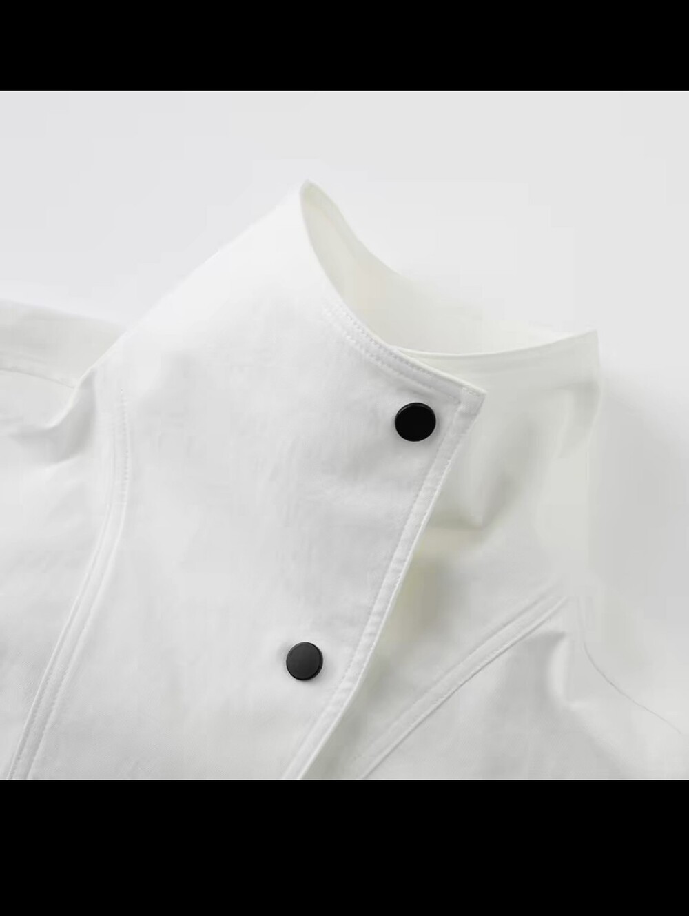 High-Collar Button-Front Jacket - Picture 3 of 7